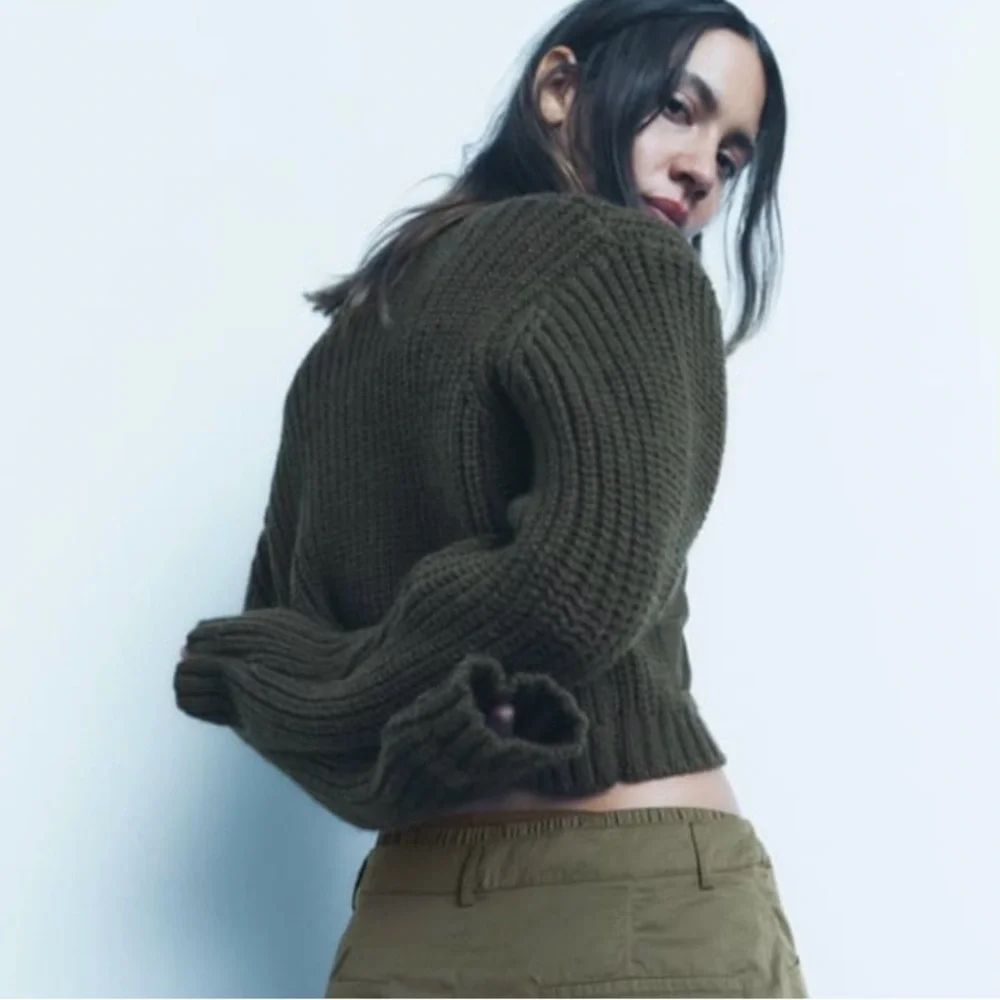 NWT Zara Green Knit Cardigan Cropped Style Zara combination nit cardigan with p - Picture 12 of 16